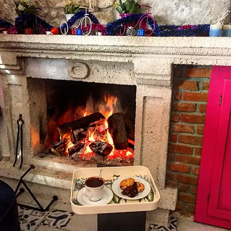 Aladam Hotel 3*
